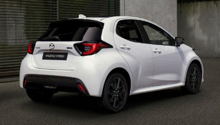 Mazda 2 Hybrid 2024: allestimenti, prestazioni e consumi - Foto 16 di 21