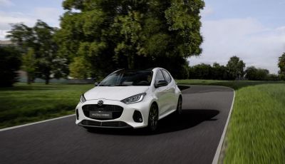 Mazda 2 Hybrid 2024: allestimenti, prestazioni e consumi