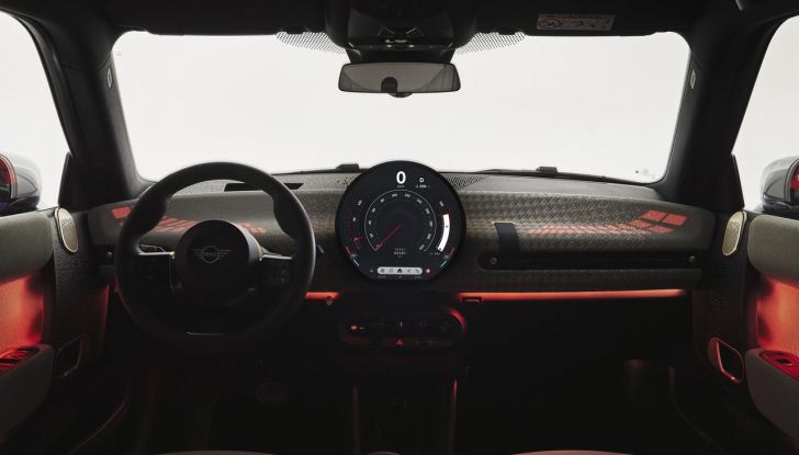 Nuova Mini Cooper 2024: una fusione di tradizione e avanguardia tecnologica - Foto 84 di 122