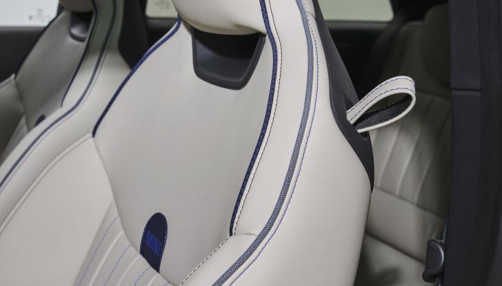 Nuova Mini Cooper 2024: una fusione di tradizione e avanguardia tecnologica - Foto 48 di 122