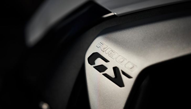 BMW presenta tre nuove moto per festeggiare 100 anni di storia - Foto 102 di 134