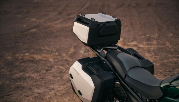 BMW presenta tre nuove moto per festeggiare 100 anni di storia - Foto 108 di 134