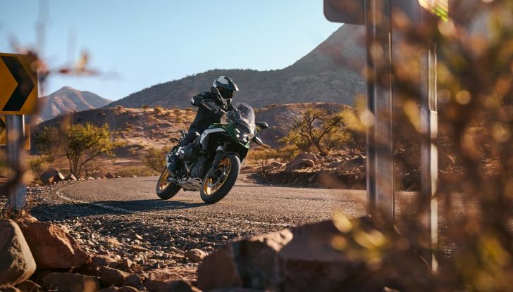 BMW presenta tre nuove moto per festeggiare 100 anni di storia - Foto 113 di 134