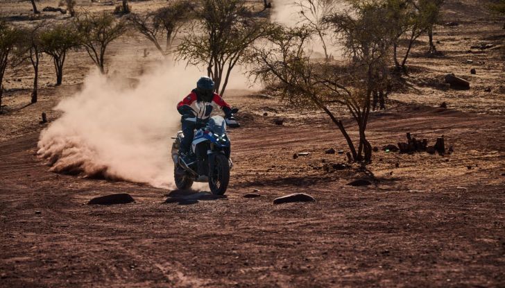 BMW presenta tre nuove moto per festeggiare 100 anni di storia - Foto 12 di 134