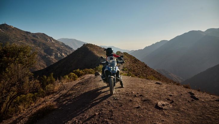 BMW presenta tre nuove moto per festeggiare 100 anni di storia - Foto 129 di 134