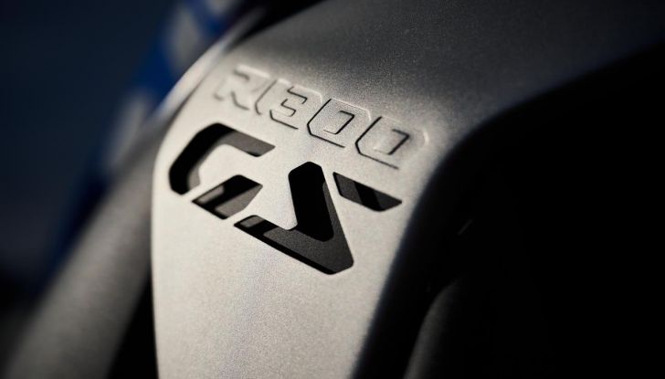 BMW presenta tre nuove moto per festeggiare 100 anni di storia - Foto 28 di 134