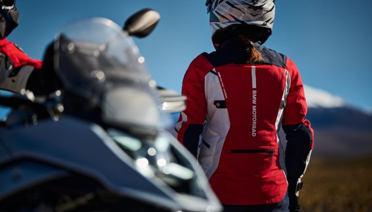 BMW presenta tre nuove moto per festeggiare 100 anni di storia - Foto 82 di 134