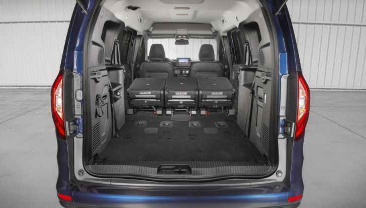 Renault Grand Kangoo: debutto ufficiale al Salone di Monaco 2023 - Foto 14 di 33