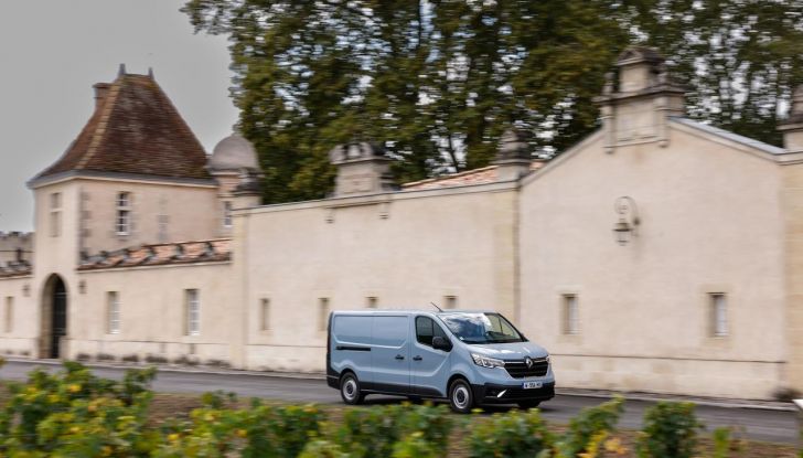 Renault Trafic Van E-Tech Electric: l’iconico furgone diventa 100% elettrico - Foto 2 di 134
