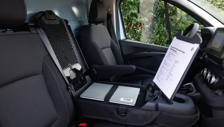 Renault Trafic Van E-Tech Electric: l’iconico furgone diventa 100% elettrico - Foto 100 di 134