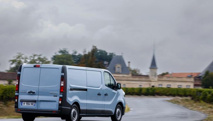 Renault Trafic Van E-Tech Electric: l’iconico furgone diventa 100% elettrico - Foto 24 di 134