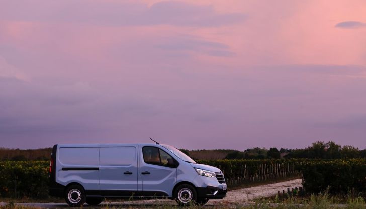 Renault Trafic Van E-Tech Electric: l’iconico furgone diventa 100% elettrico - Foto 8 di 134