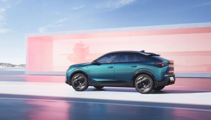 Peugeot e-3008 2024: la nuova generazione è ordinabile da 49.780 euro - Foto 48 di 50