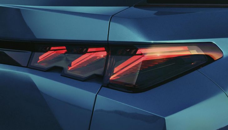 Peugeot e-3008 2024: la nuova generazione è ordinabile da 49.780 euro - Foto 12 di 50