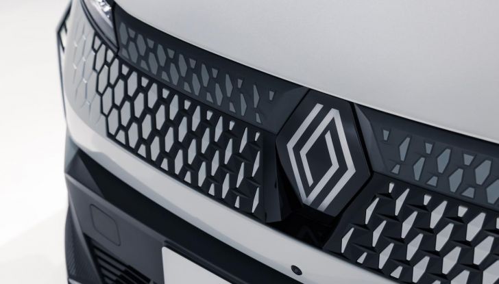 Renault Scenic E-Tech Electric: caratteristiche, allestimenti, autonomia e motori per l’Italia - Foto 54 di 75