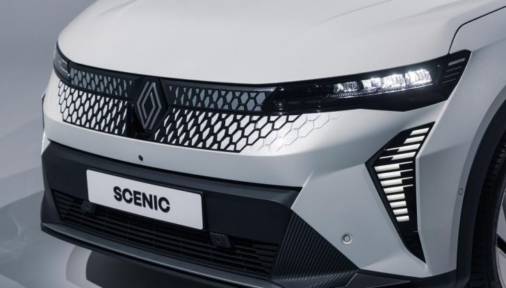 Renault Scenic E-Tech Electric: caratteristiche, allestimenti, autonomia e motori per l’Italia - Foto 39 di 75