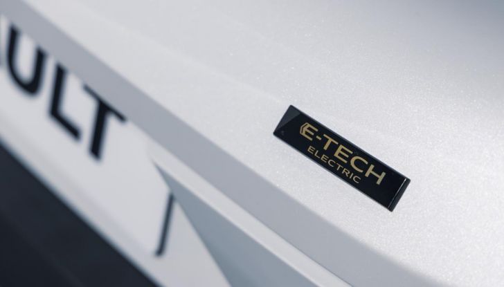 Renault Scenic E-Tech Electric: caratteristiche, allestimenti, autonomia e motori per l’Italia - Foto 60 di 75