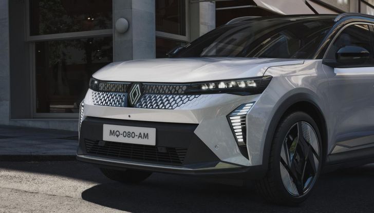 Renault Scenic E-Tech Electric: caratteristiche, allestimenti, autonomia e motori per l’Italia - Foto 6 di 75