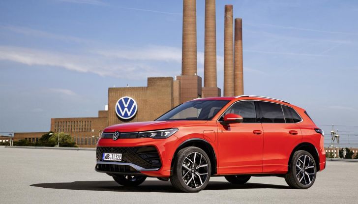 Volkswagen Tiguan 2024: svelata la terza generazione del SUV - Foto 99 di 135