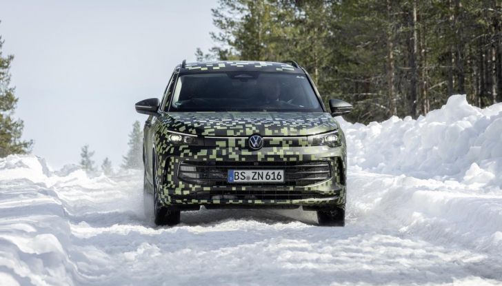 Volkswagen Tiguan 2024: svelata la terza generazione del SUV - Foto 14 di 135