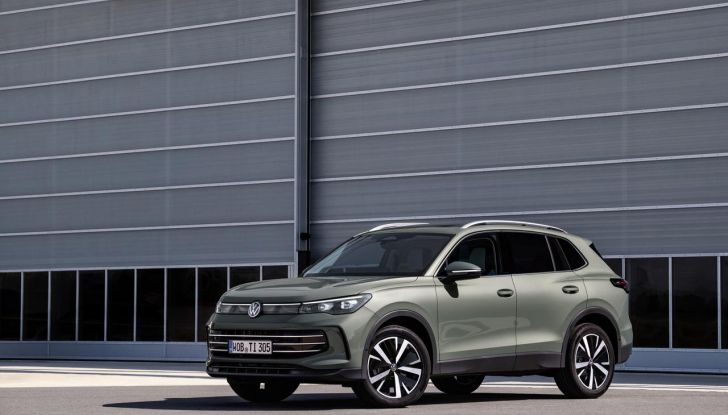 Volkswagen Tiguan 2024: svelata la terza generazione del SUV - Foto 35 di 135