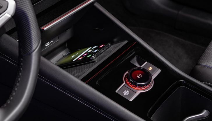 Volkswagen Tiguan 2024: svelata la terza generazione del SUV - Foto 40 di 135