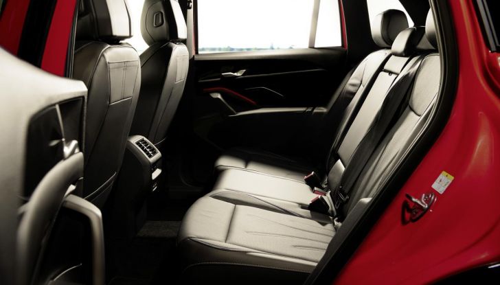 Volkswagen Tiguan 2024: svelata la terza generazione del SUV - Foto 58 di 135