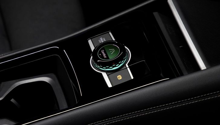 Volkswagen Tiguan 2024: svelata la terza generazione del SUV - Foto 8 di 135