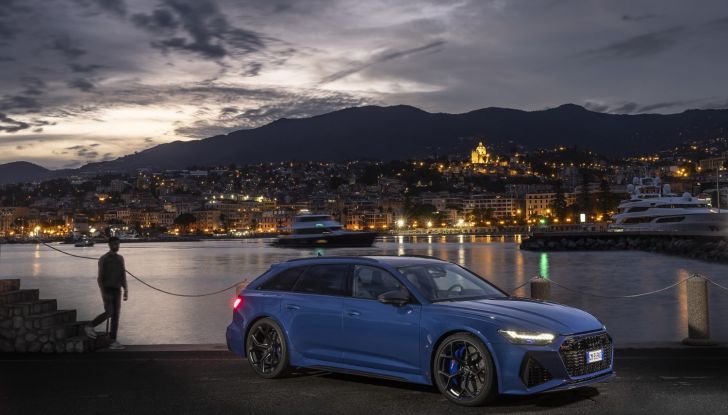 Audi RS 6 Avant Performance prova su strada, motore e prestazioni - Foto 32 di 35