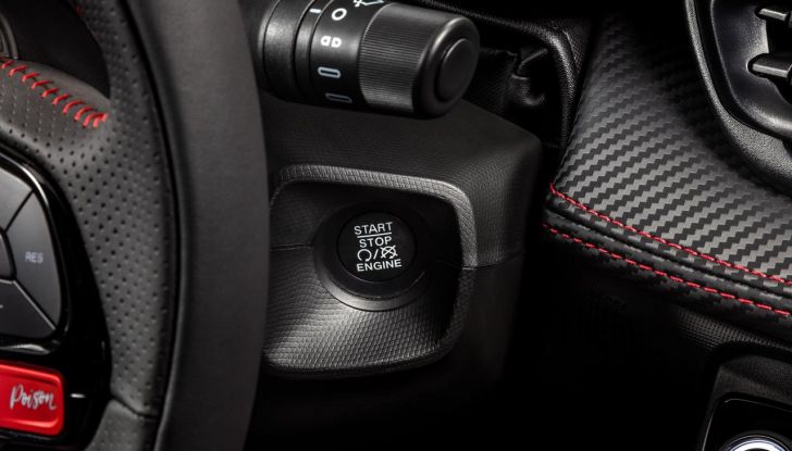 Abarth Fastback: debutta il nuovo SUV coupé dello Scorpione - Foto 25 di 88