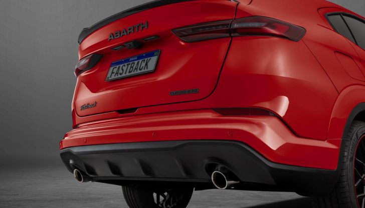 Abarth Fastback: debutta il nuovo SUV coupé dello Scorpione - Foto 45 di 88