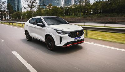 Abarth Fastback: debutta il nuovo SUV coupé dello Scorpione