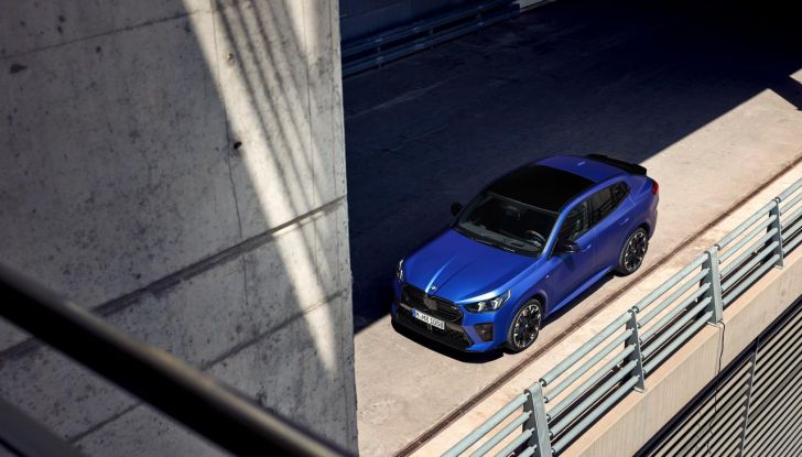 BMW X2 2024: prezzi e versioni per il mercato italiano - Foto 39 di 61