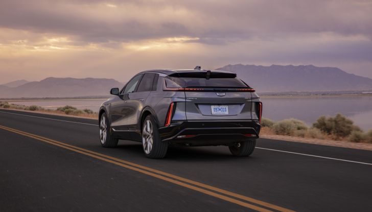 General Motors torna in Europa con Cadillac Lyriq, SUV 100% elettrico - Foto 15 di 72