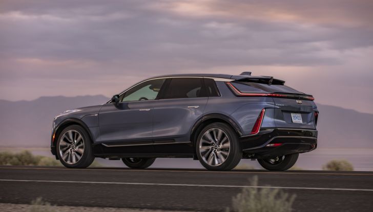 General Motors torna in Europa con Cadillac Lyriq, SUV 100% elettrico - Foto 19 di 72