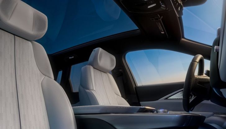 General Motors torna in Europa con Cadillac Lyriq, SUV 100% elettrico - Foto 50 di 72