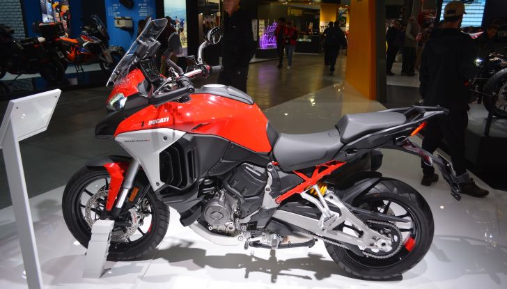 Ducati Multistrada V4 RS, quando la Superbike incontra il touring - Foto 3 di 13