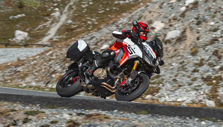 Ducati Multistrada V4 RS: è lei la moto da turismo più sportiva mai offerta dal brand - Foto 18 di 43