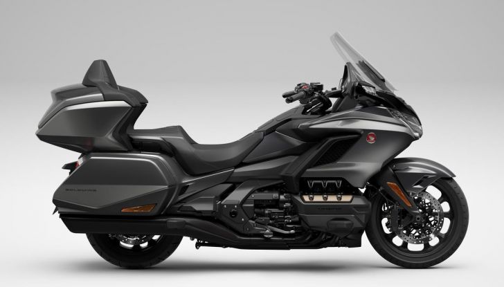Honda Gold Wing, Rebel 1100 e Rebel 500: le novità del model year 2024 - Foto 4 di 33