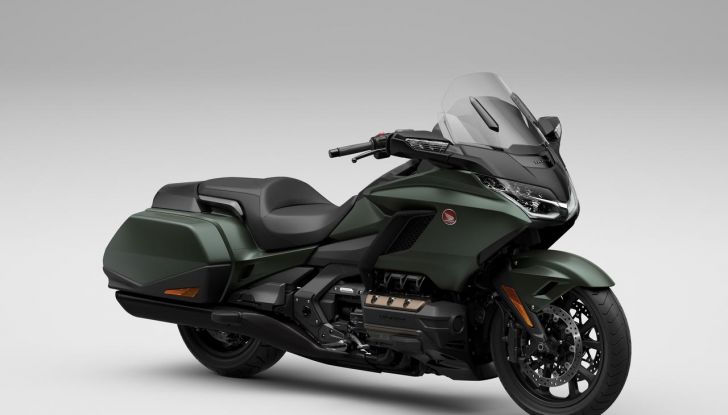 Honda Gold Wing, Rebel 1100 e Rebel 500: le novità del model year 2024 - Foto 5 di 33