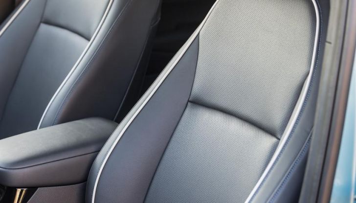 Honda e:Ny1: caratteristiche, design e autonomia del nuovo B-SUV elettrico - Foto 25 di 51