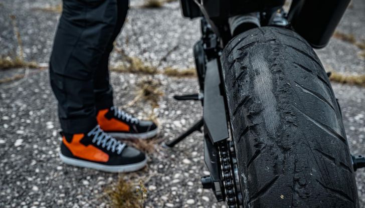 KTM 790 Duke 2024: motore e caratteristiche della naked di media cilindrata - Foto 7 di 7