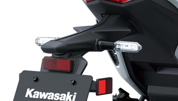 Kawasaki Ninja 7 Hybrid: debutta ufficialmente la prima moto ibrida al mondo - Foto 39 di 45