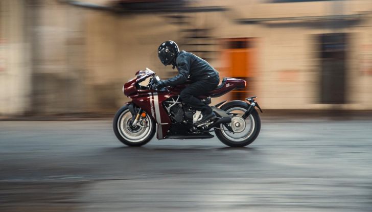 MV Agusta Superveloce 98 Edition Limitata: omaggio all’iconico monocilindrico 98cc - Foto 17 di 24