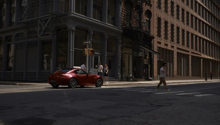 Mazda MX-5 2024: design, motori e caratteristiche della nuova versione - Foto 5 di 15