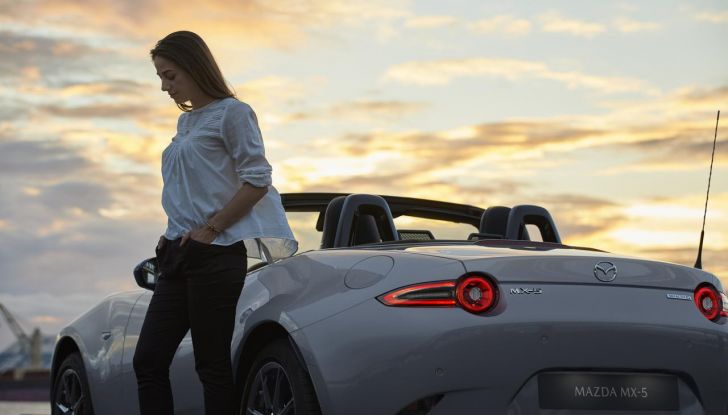 Mazda MX-5 2024: design, motori e caratteristiche della nuova versione - Foto 15 di 15
