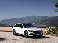 Mercedes Classe E All-Terrain 2024: caratteristiche, versioni e prezzi per l’Europa