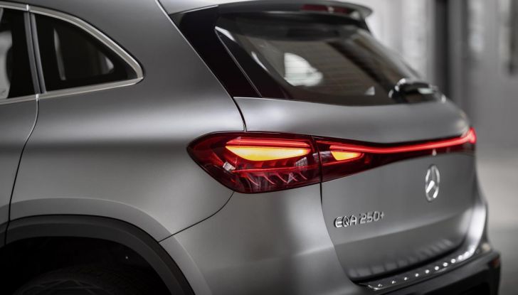Mercedes EQA ed EQB 2024: prezzi, versioni e autonomia - Foto 4 di 40
