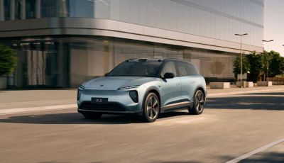 NIO EL6: arriva in Europa il SUV elettrico con batteria intercambiabile