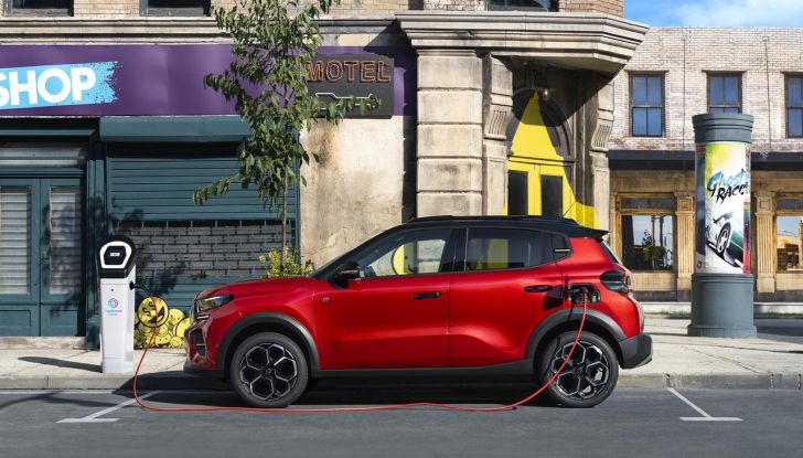 Nuova Citroën e-C3: caratteristiche, versioni e prezzi della city car elettrica - Foto 4 di 71